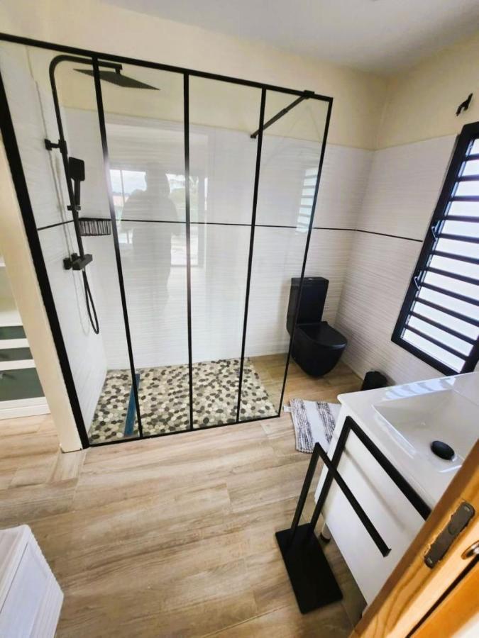Villa Jasmin Standing Piscine Chauffee 4 Ch 9 Pers Baie-Mahault Buitenkant foto